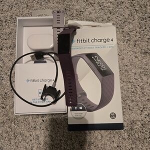 Fitbit Charge 4